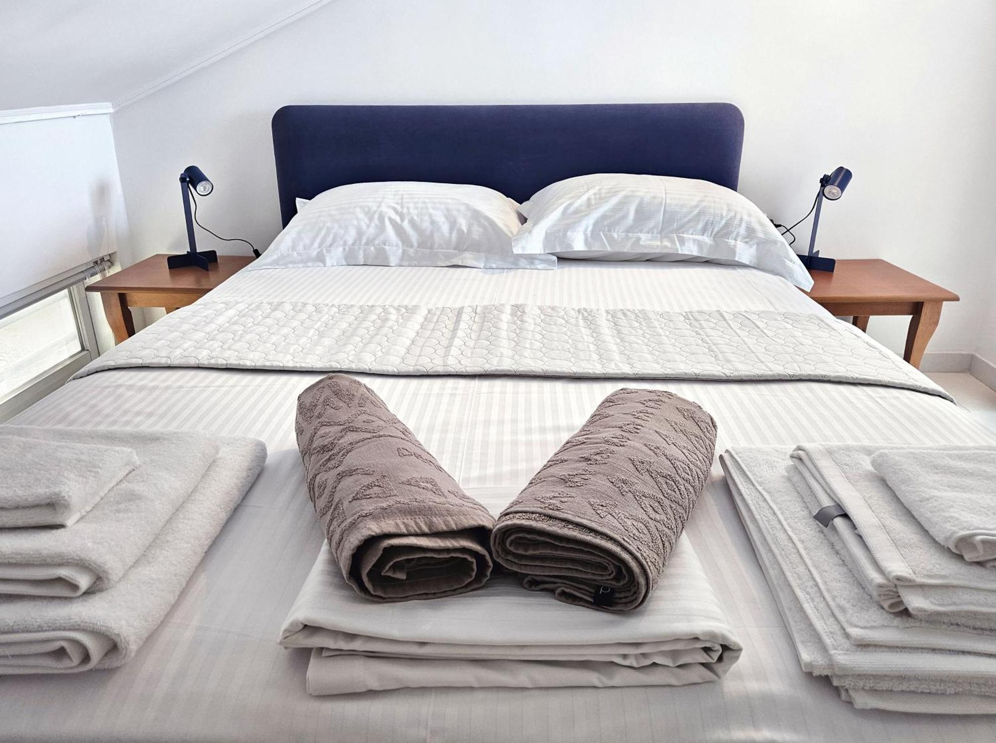 Lagonisi Beach House Kalivia Thorikou Phòng bức ảnh